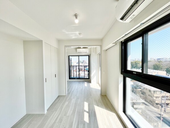 クロスレジデンス六義園の物件内観写真